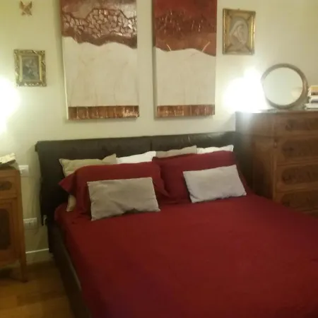 Artistic House Бари