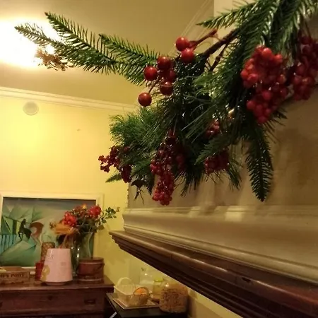 Artistic House Бари